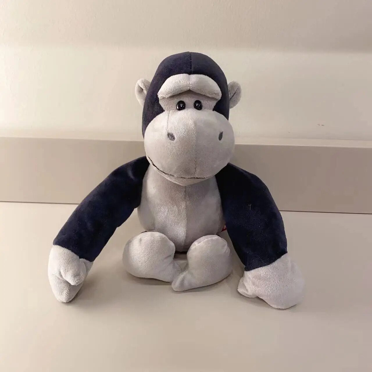 47244053381467|47244053414235
